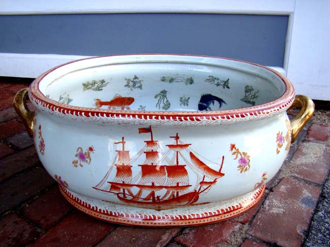A large Chinese Export "Armorial Style" Foot Bath or Jardiniere